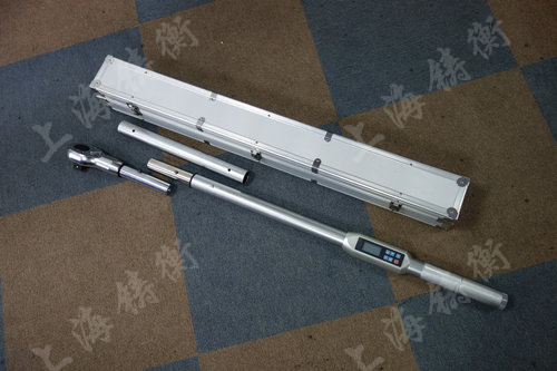 ���@Ť������