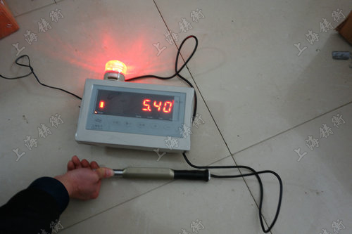 非標(biāo)數(shù)顯扭矩扳手