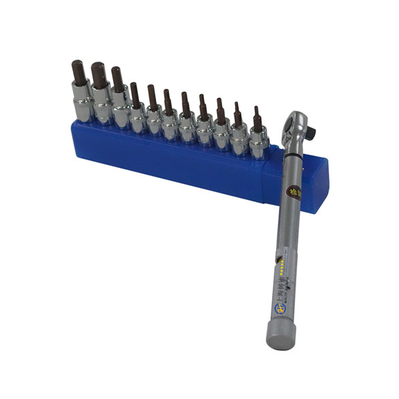 安裝緊固件用的預置扭力扳手