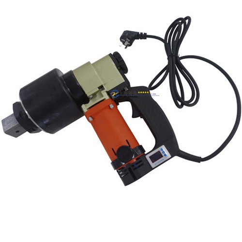 <b>���b��˨�õ�늄�Ť��������700ţ��</b>