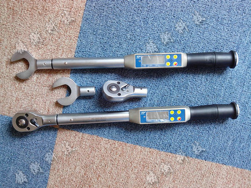 數(shù)顯扭矩扳手圖片