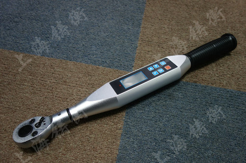 ���@Ť������